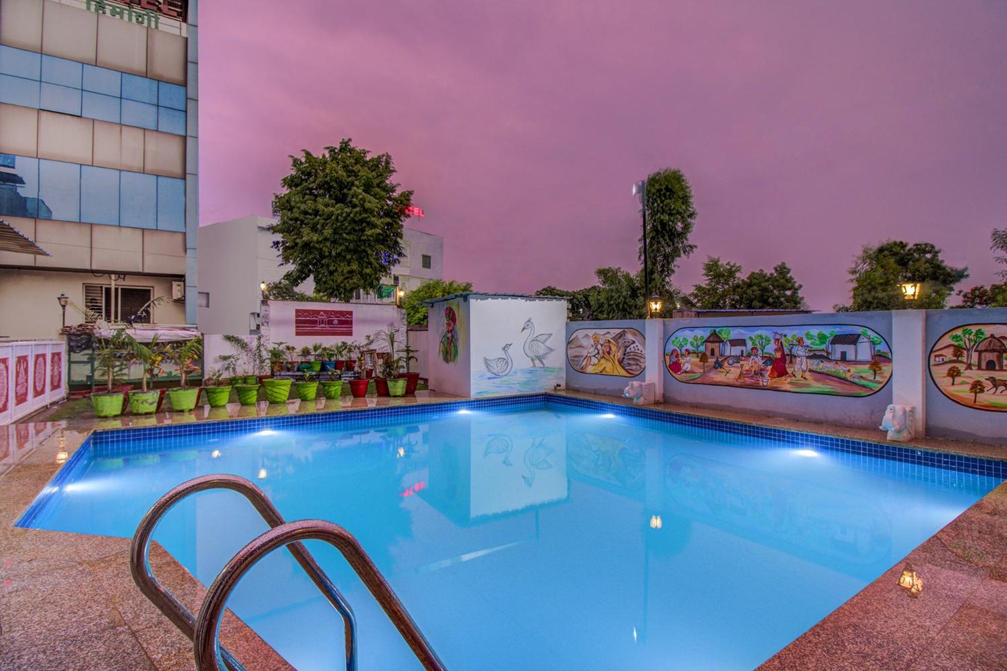 Fabhotel Himanshi Udaipur Exterior foto